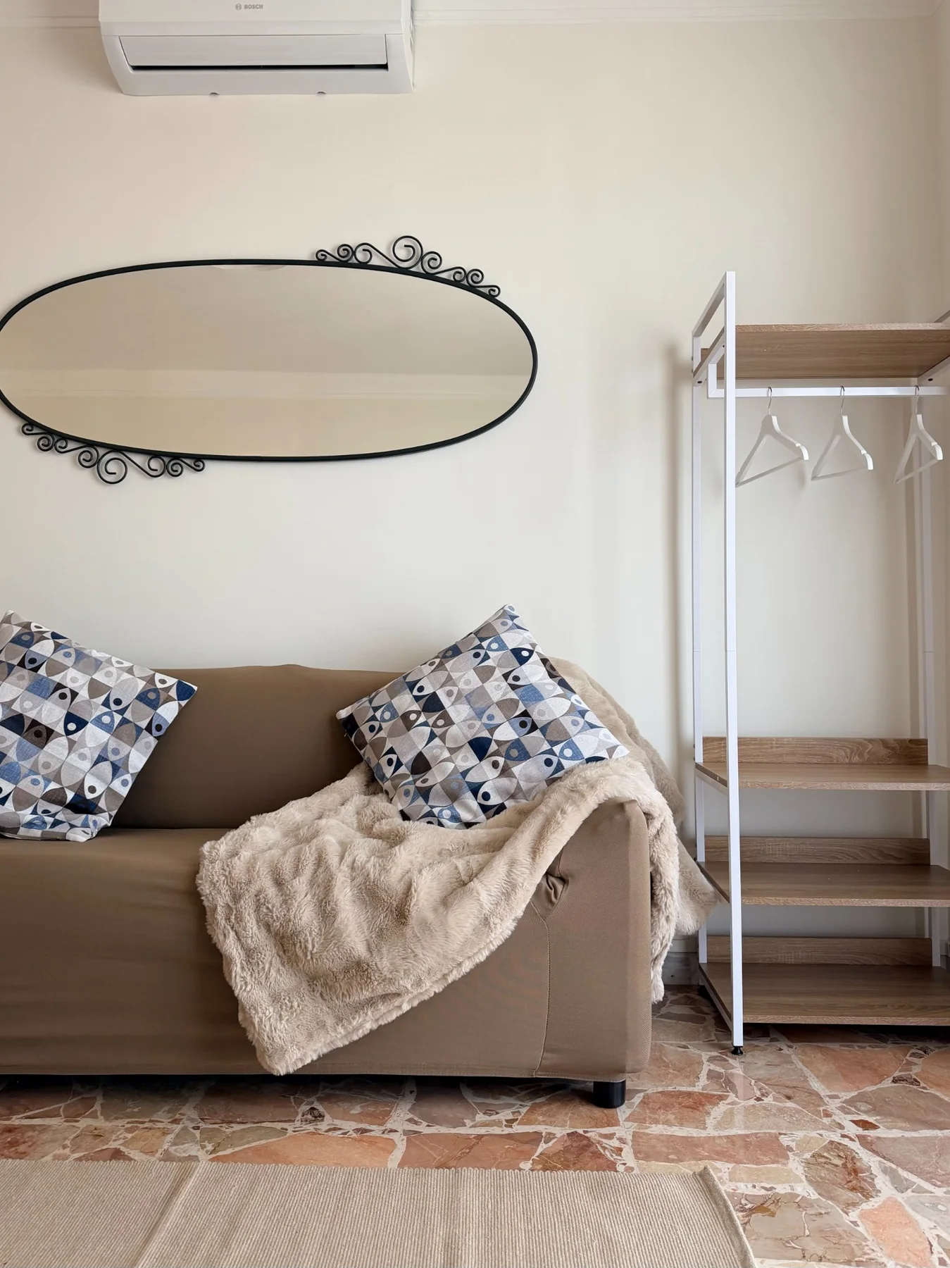 Divano letto nel soggiorno